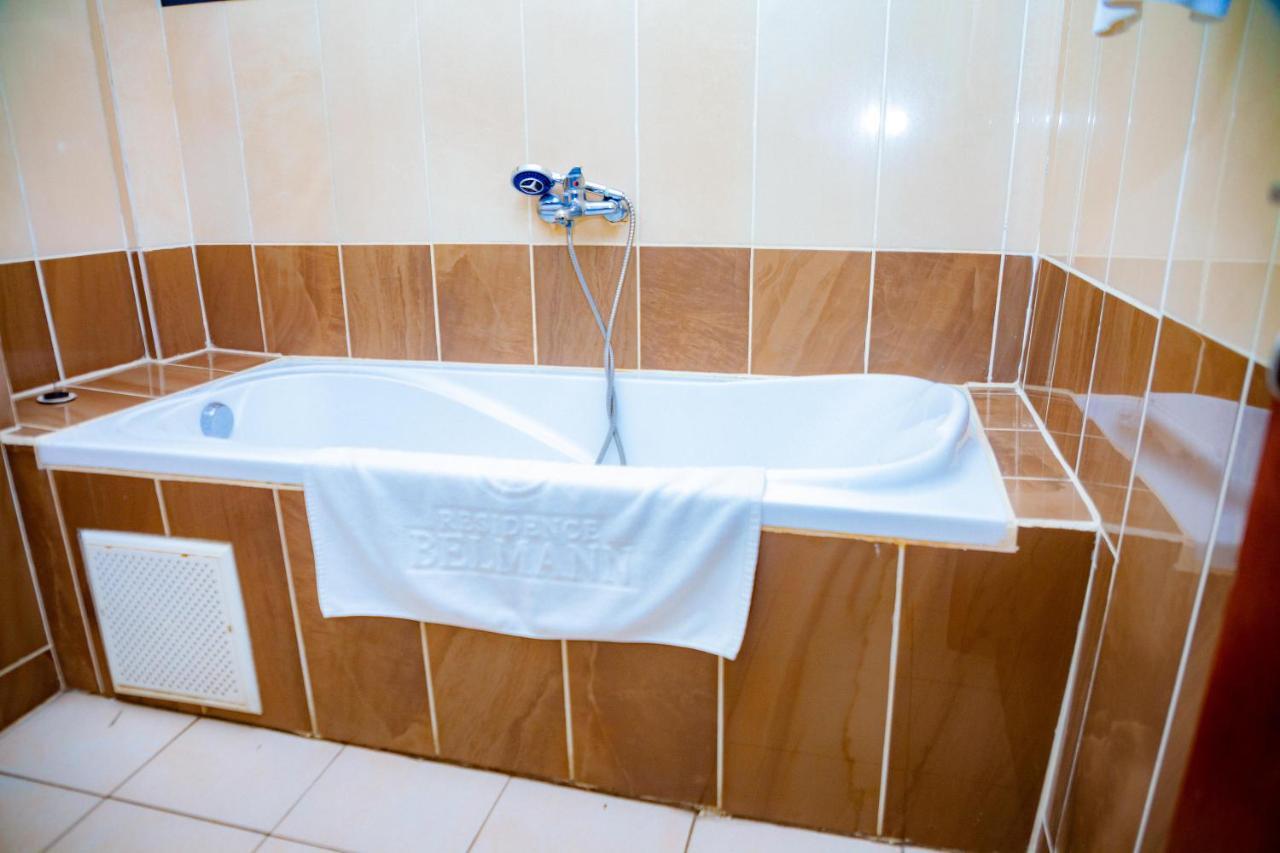 Residence Belmann Douala Eksteriør billede